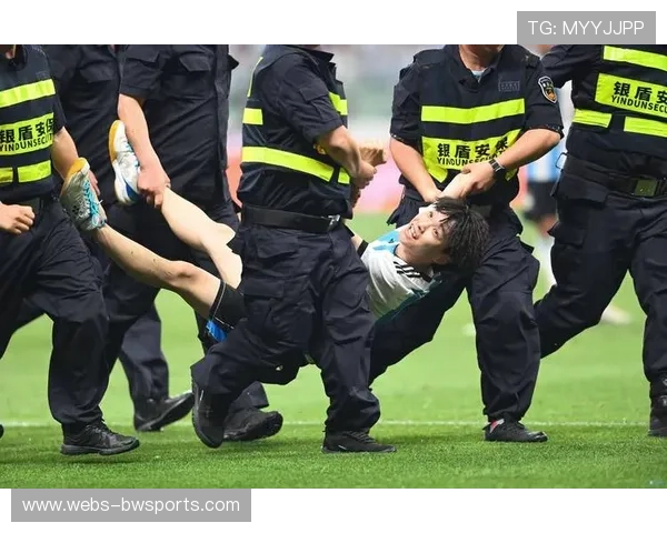 球迷冲突事件调查启动,多俱乐部加强安保合作 球迷冲突事件调查启动,多俱乐部加强安保合作