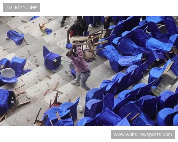 球迷冲突事件致比赛中断，安保加强措施落地